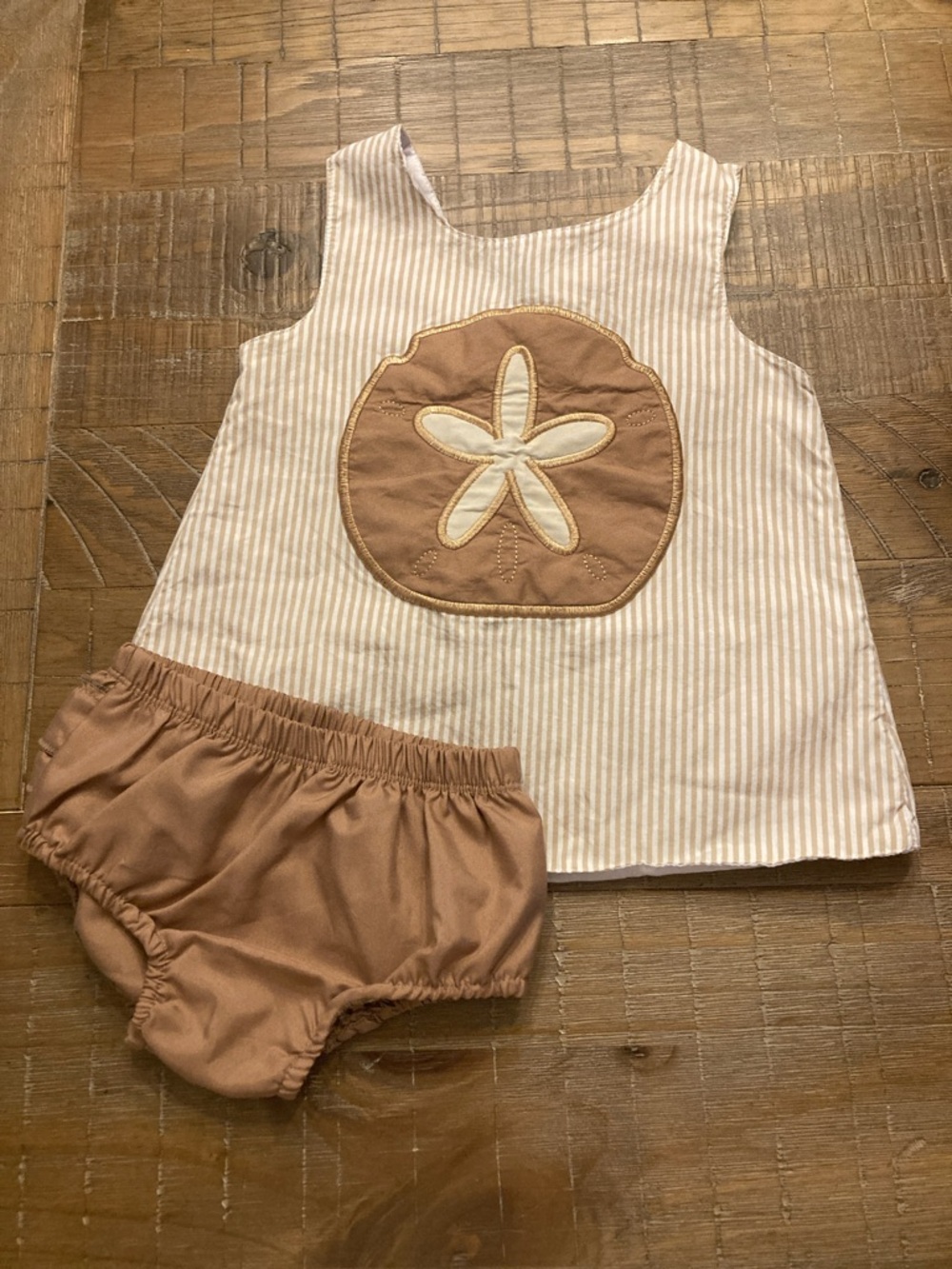 Baby Sand Dollar Dress & Bloomers Set in Tan/ white stripe EUC size 24m